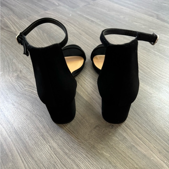 Harlow Heels - Picture 3 of 3